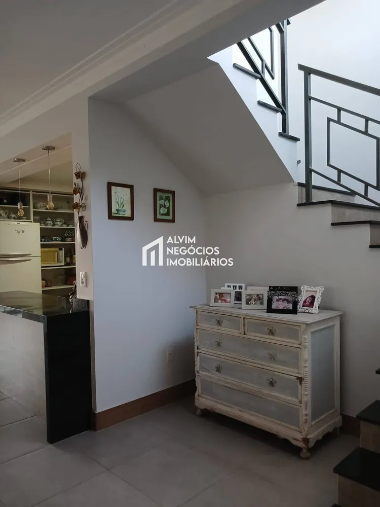 Casa, 3 quartos, 209 m² - Foto 9