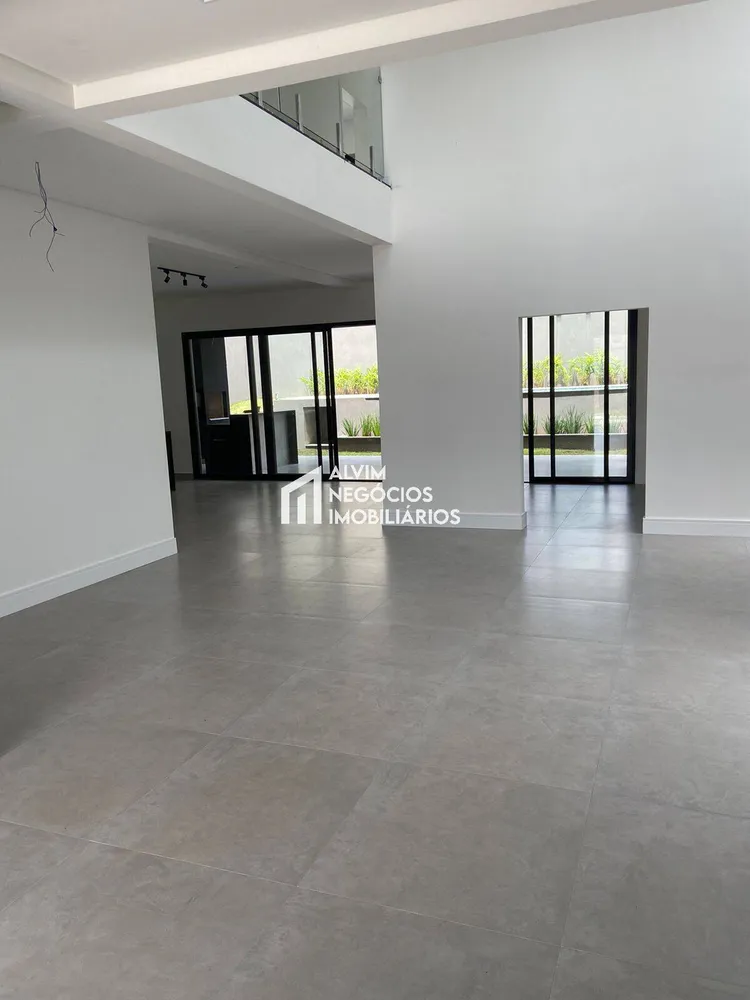 Sobrado, 3 quartos, 500 m² - Foto 4
