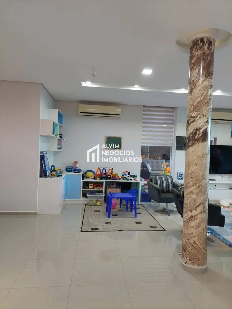 Sobrado, 4 quartos, 600 m² - Foto 6