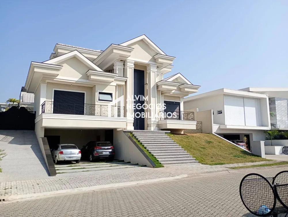 Sobrado, 4 quartos, 450 m² - Foto 1