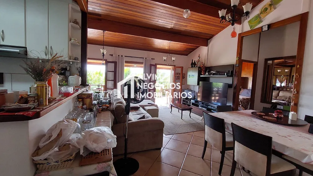 Casa, 3 quartos, 250 m² - Foto 9