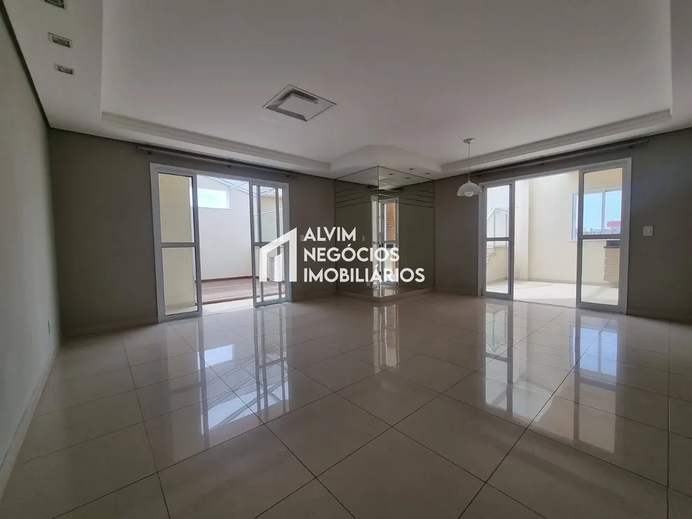 Cobertura, 3 quartos, 304 m² - Foto 1