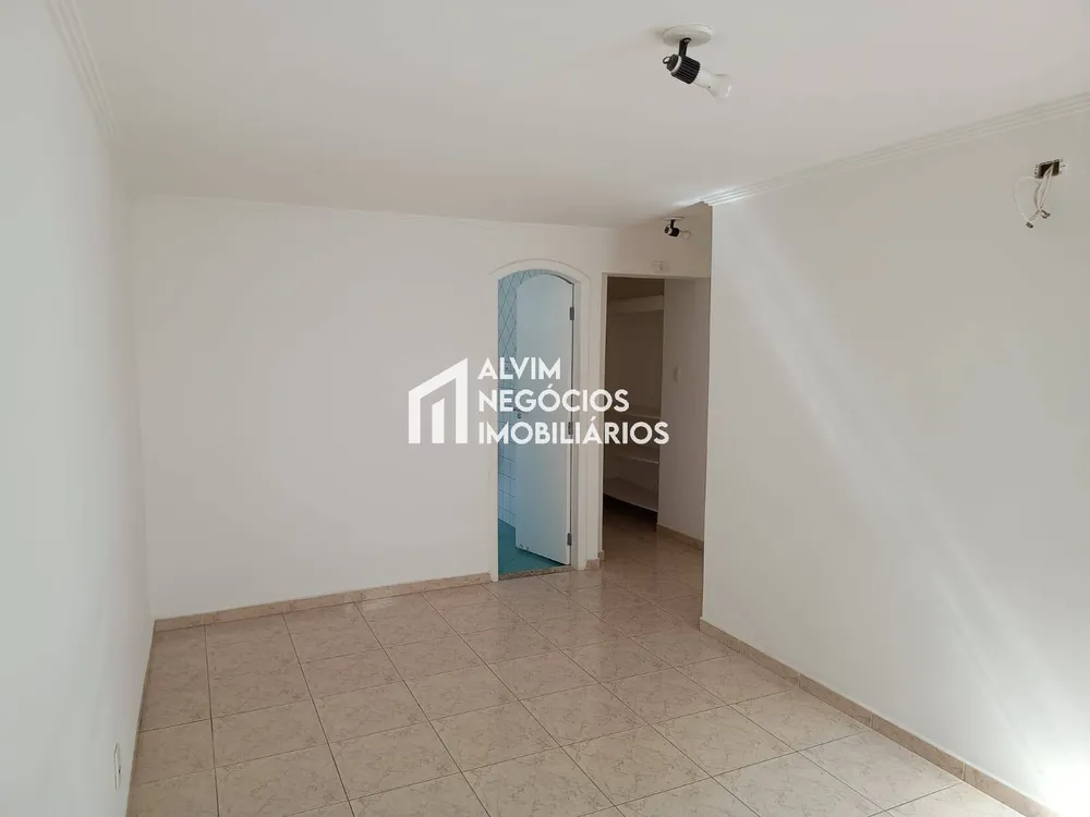 Casa, 4 quartos, 240 m² - Foto 15
