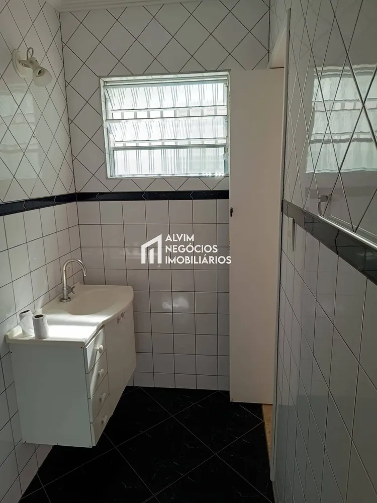 Casa, 4 quartos, 240 m² - Foto 13