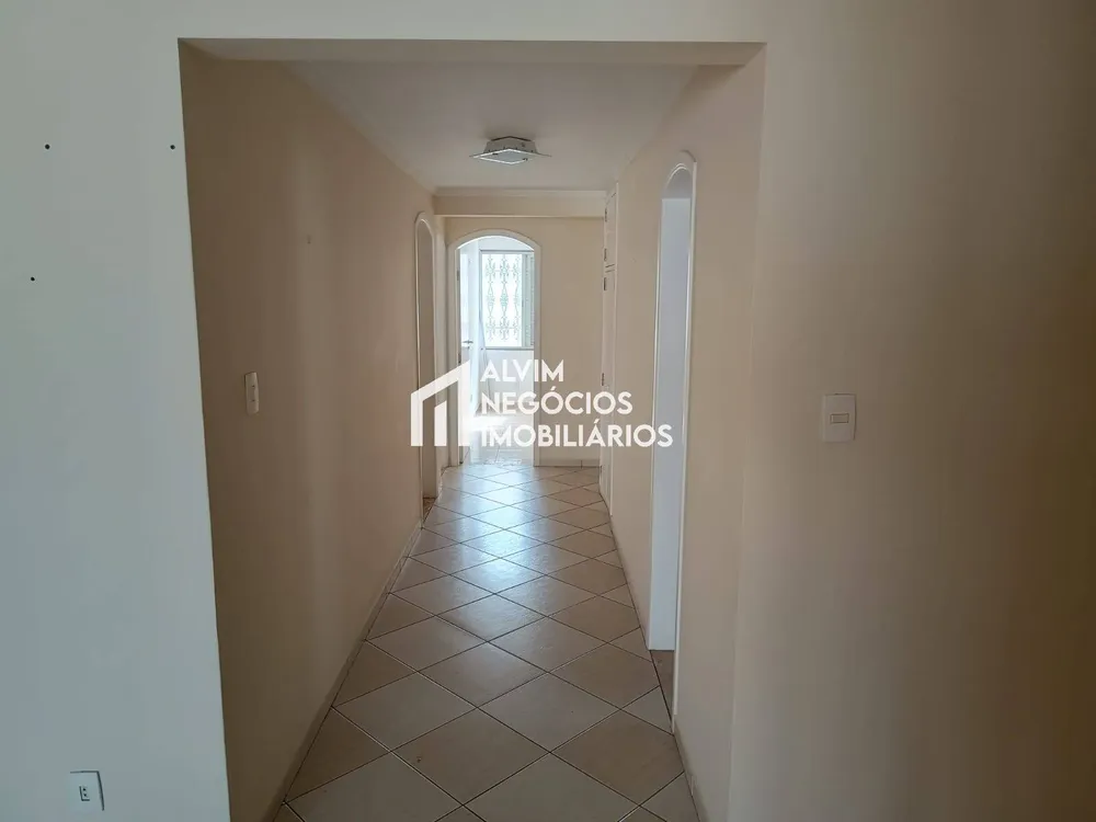 Casa, 4 quartos, 240 m² - Foto 6