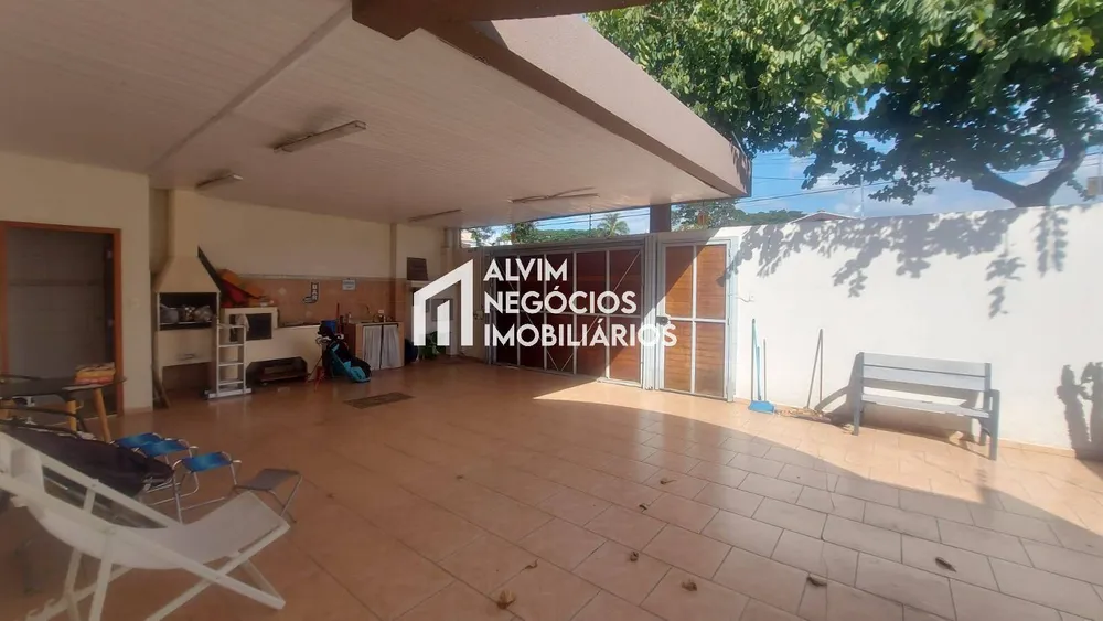 Casa, 4 quartos, 240 m² - Foto 16