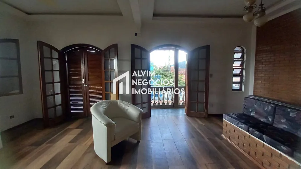 Casa, 3 quartos, 350 m² - Foto 1