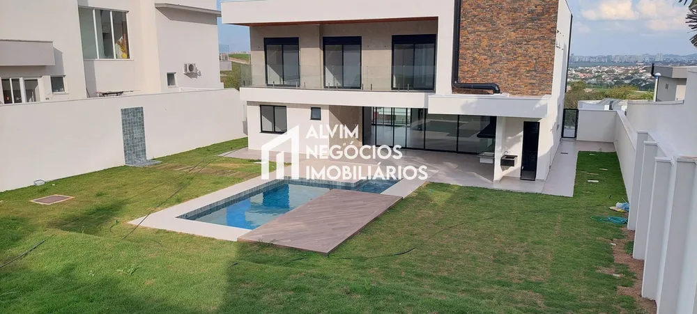 Sobrado, 4 quartos, 440 m² - Foto 1