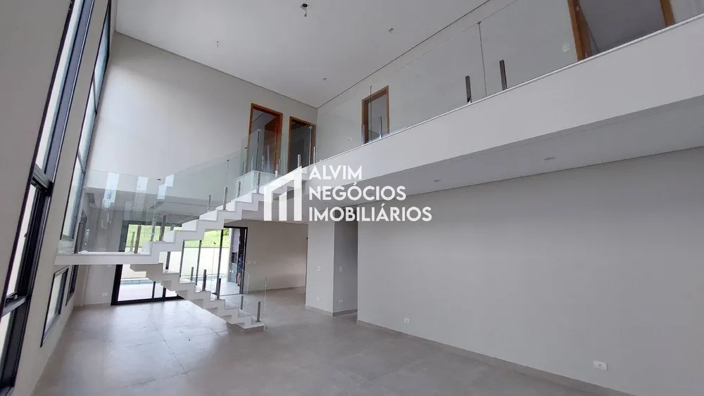 Sobrado, 4 quartos, 374 m² - Foto 1