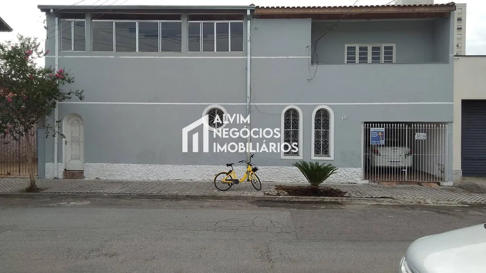 Casa, 4 quartos, 241 m² - Foto 2