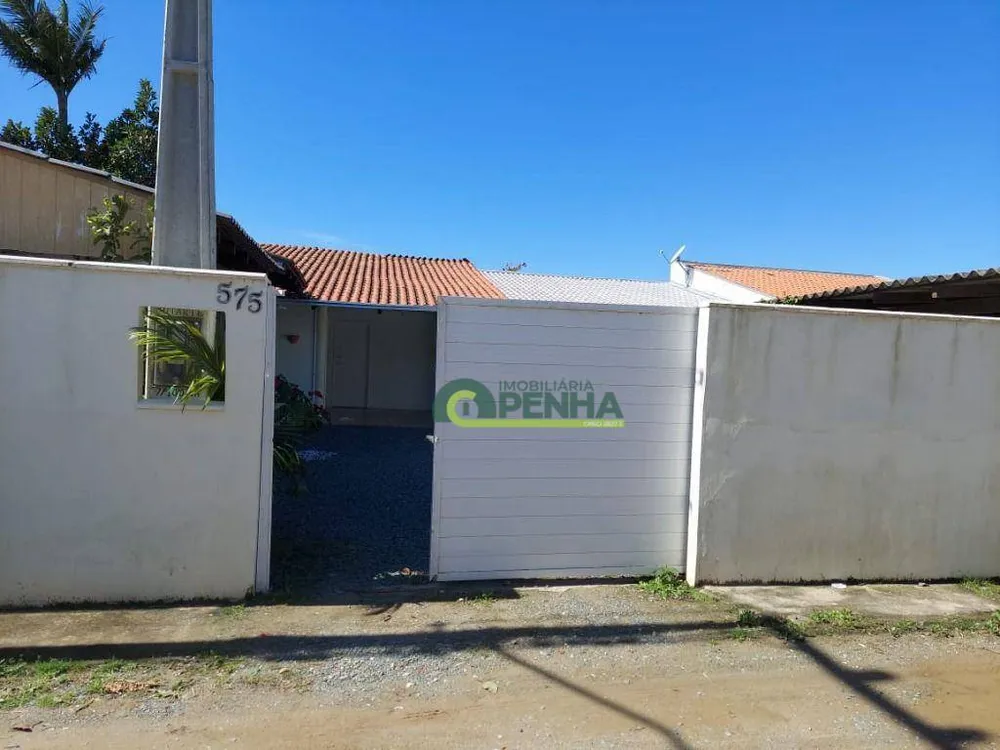 Casa, 4 quartos, 230 m² - Foto 1