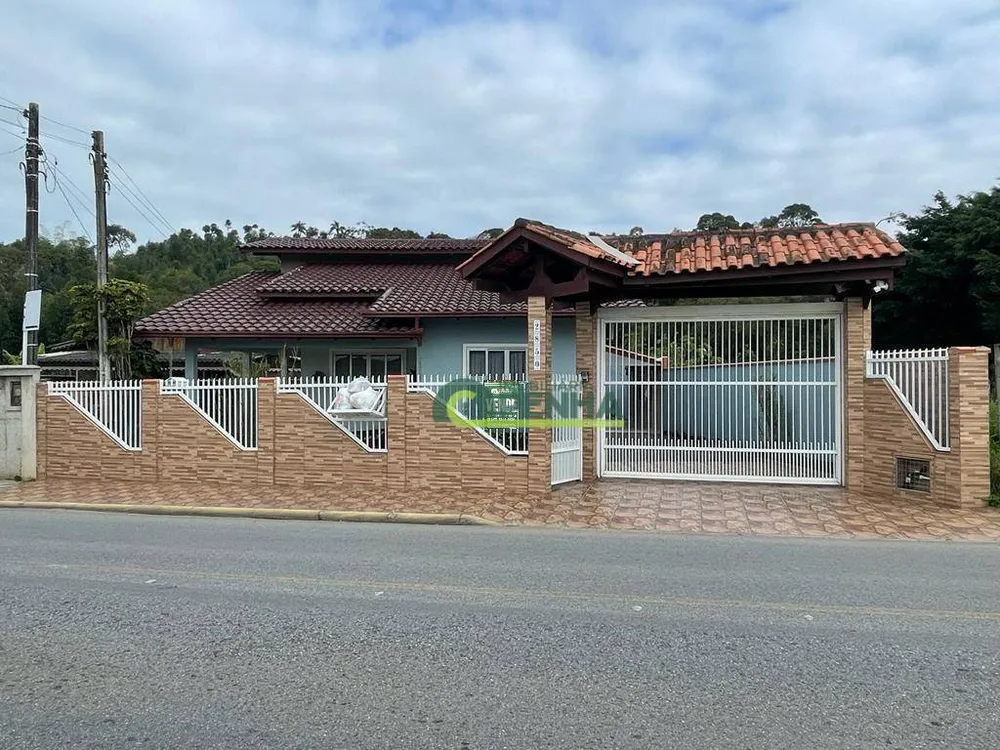 Casa, 3 quartos, 230 m² - Foto 1