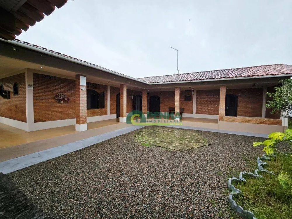 Casa, 3 quartos, 201 m² - Foto 3