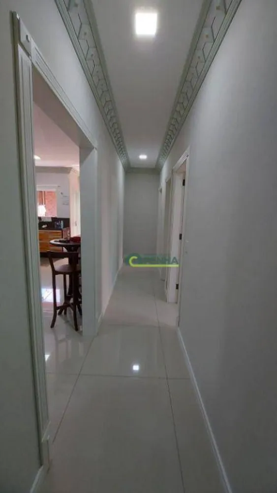 Casa, 5 quartos, 250 m² - Foto 8