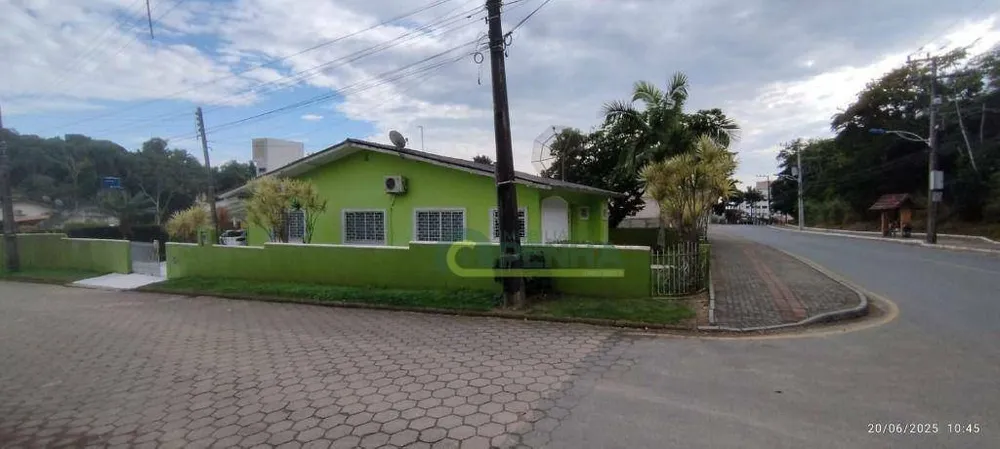 Casa, 2 quartos, 176 m² - Foto 1