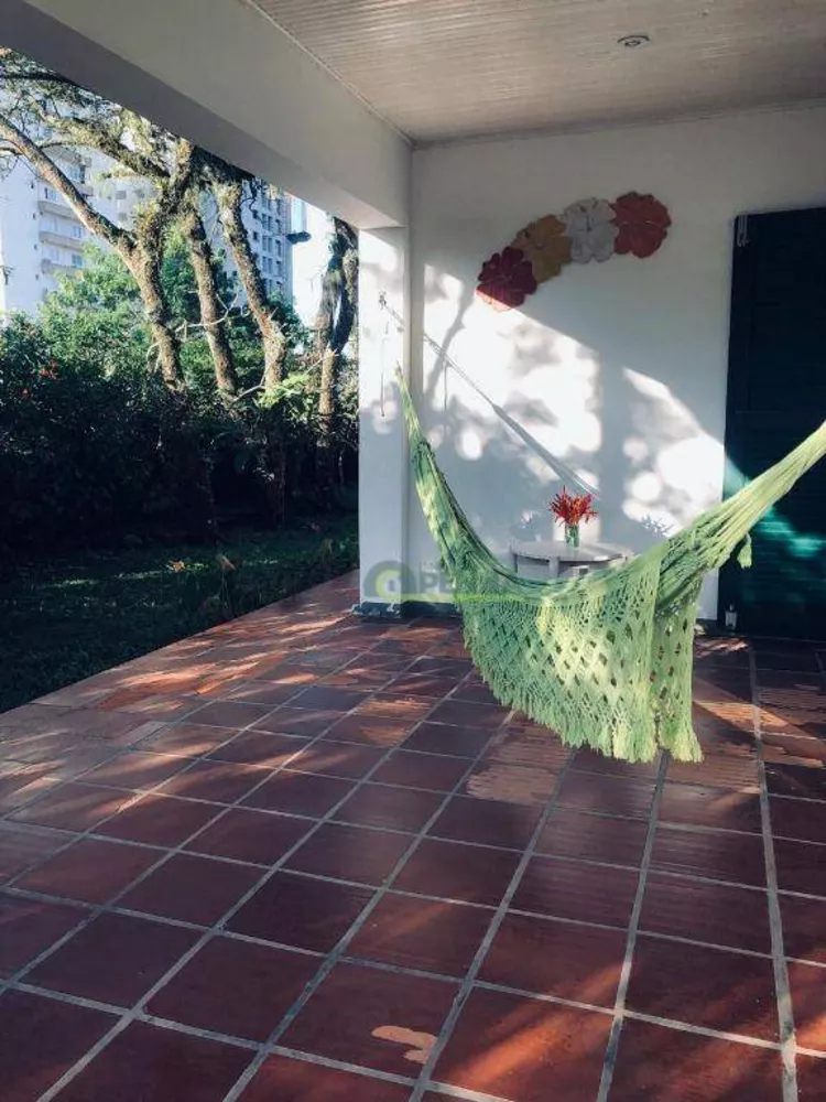 Casa, 6 quartos, 226 m² - Foto 15