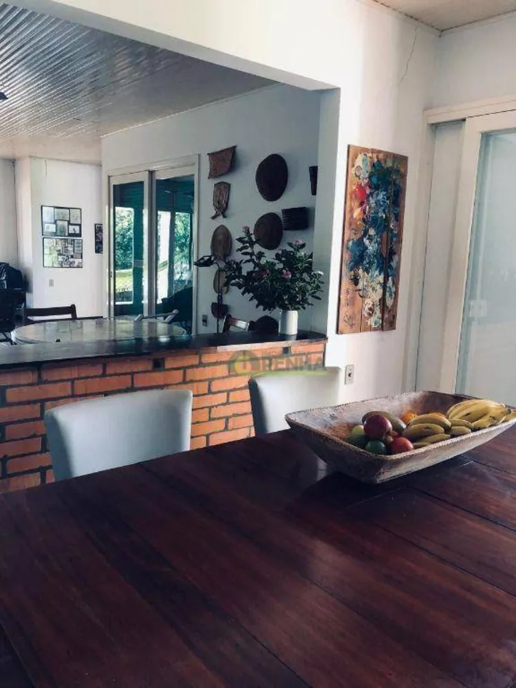 Casa, 6 quartos, 226 m² - Foto 5