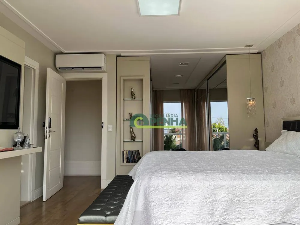 Sobrado, 3 quartos, 240 m² - Foto 1