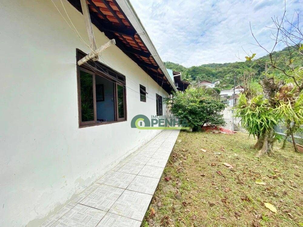 Casa, 5 quartos, 150 m² - Foto 1