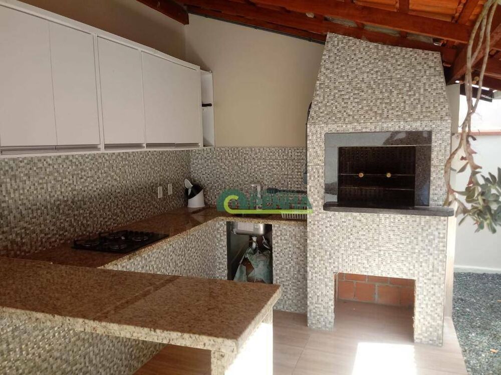 Casa, 3 quartos, 156 m² - Foto 3