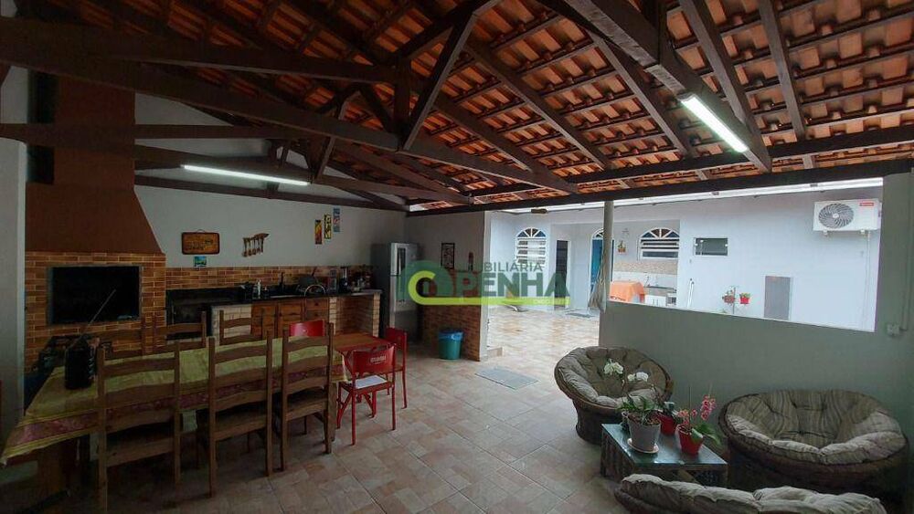 Casa à venda com 2 quartos, 200m² - Foto 15