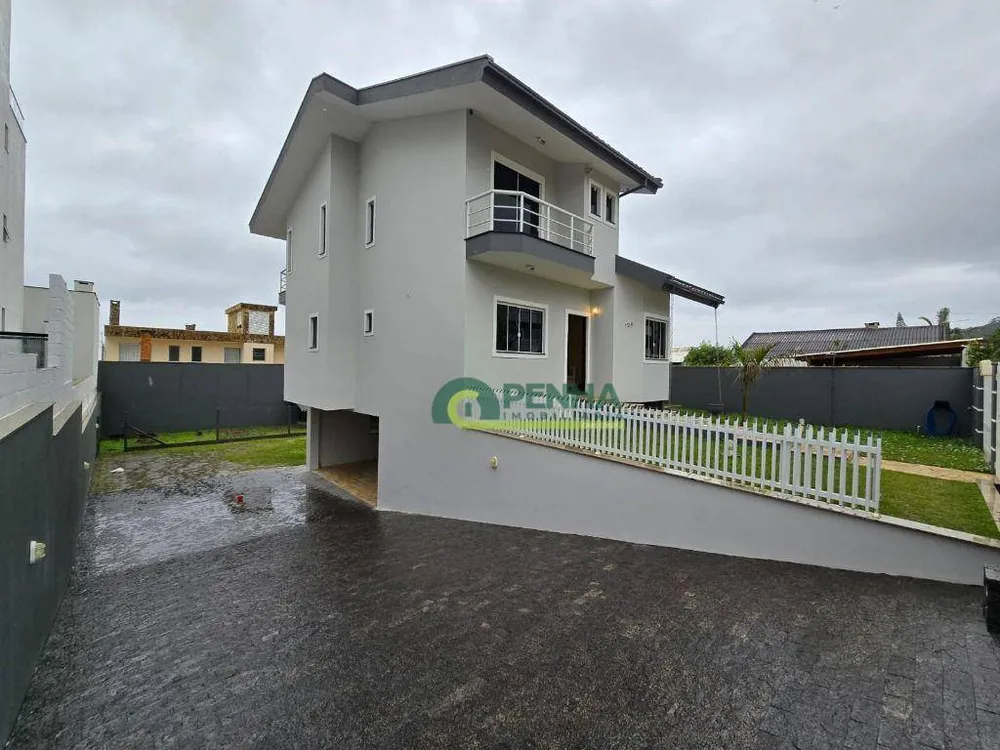 Casa, 3 quartos, 220 m² - Foto 2