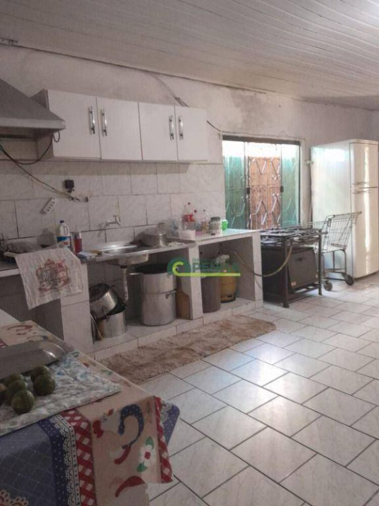 Casa, 3 quartos, 200 m² - Foto 4