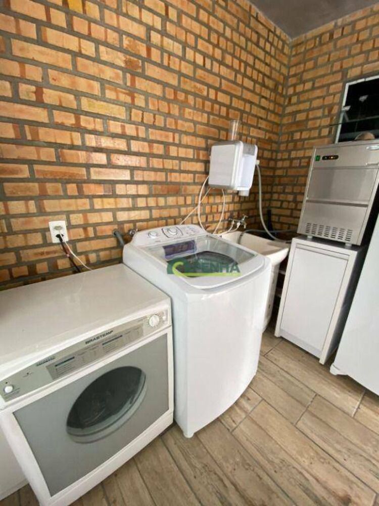 Casa, 4 quartos, 256 m² - Foto 18