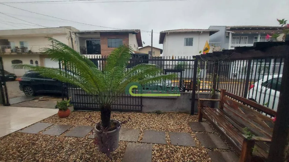 Casa, 2 quartos, 200 m² - Foto 2