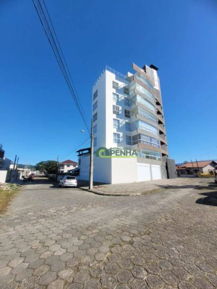 Apartamento, 3 quartos, 21080 m² - Foto 1