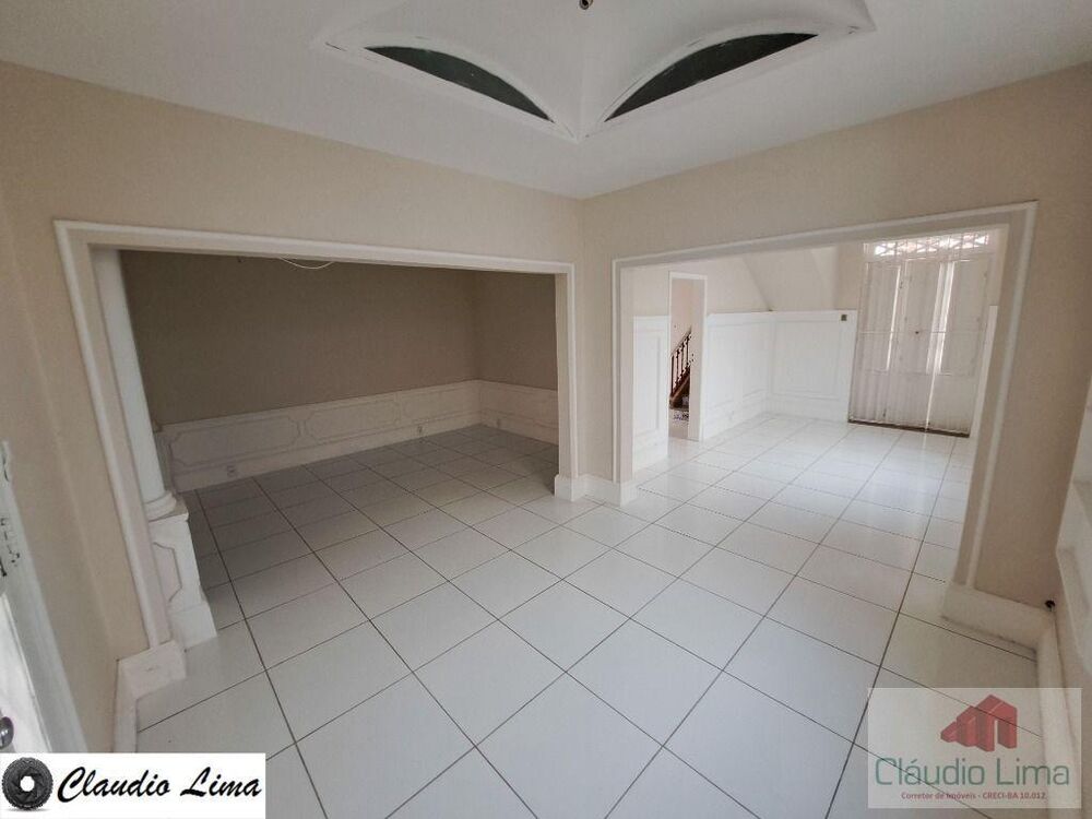 Casa à venda com 3 quartos, 229m² - Foto 3