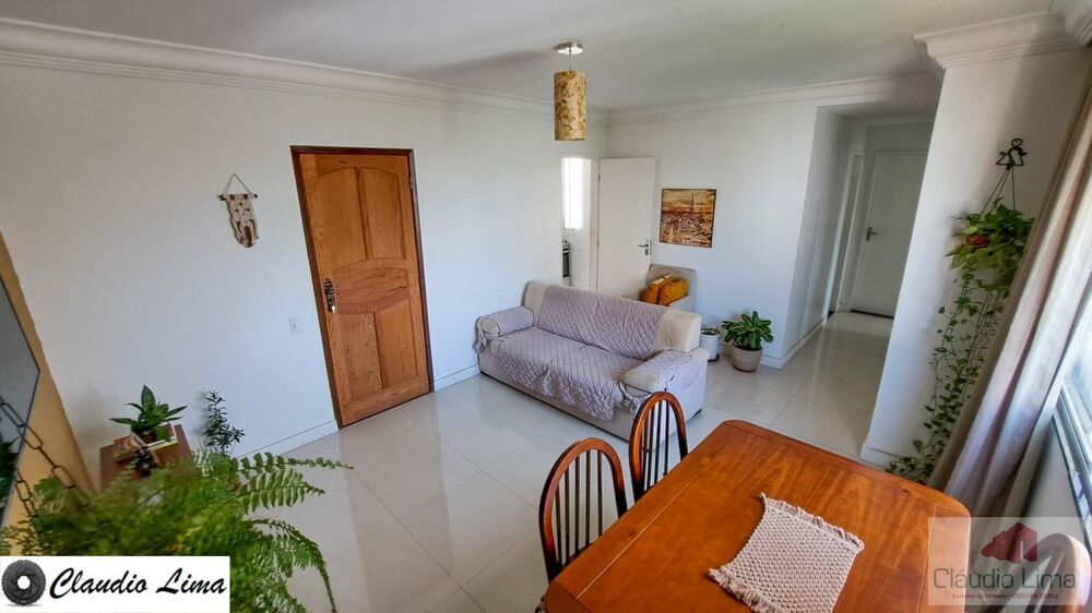 Apartamento à venda com 3 quartos, 70m² - Foto 4