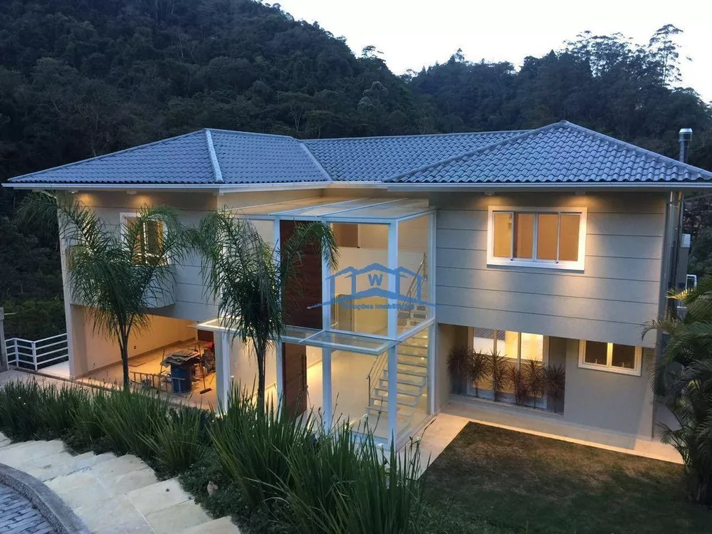 Casa, 4 quartos, 600 m² - Foto 1