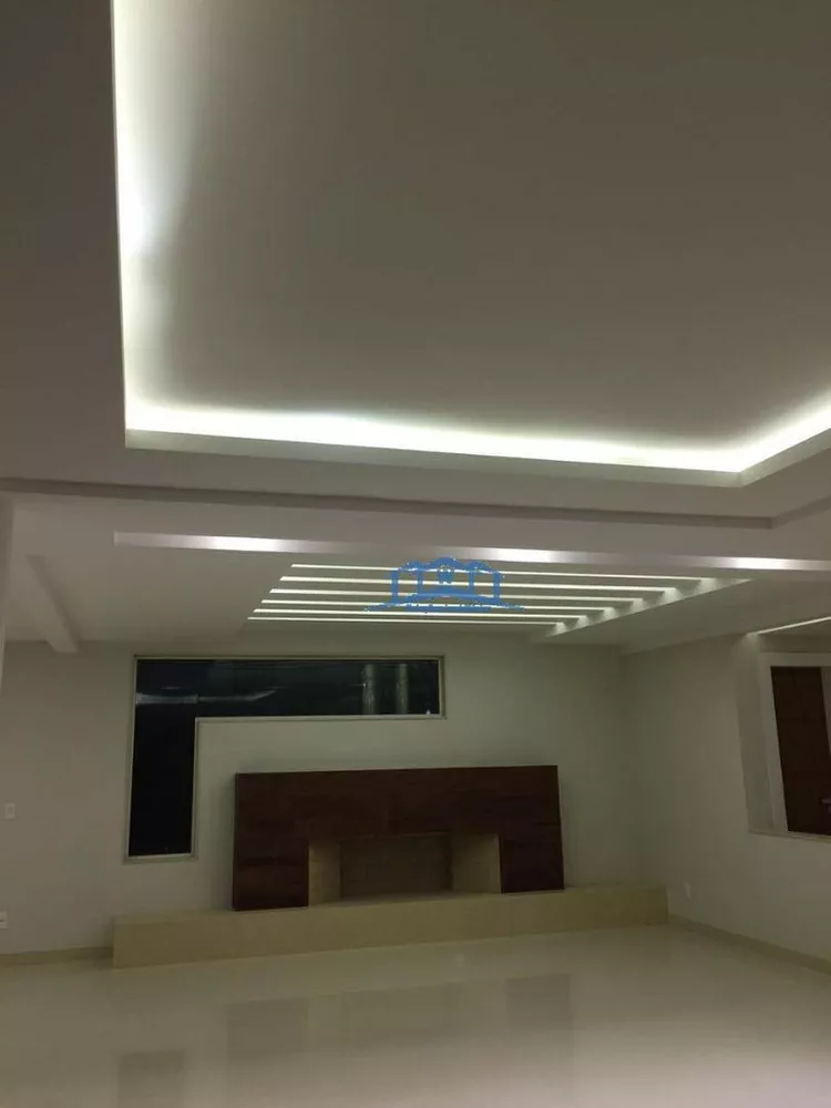 Casa, 4 quartos, 600 m² - Foto 2