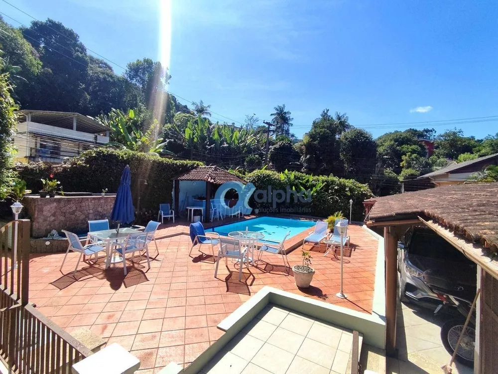 Casa, 4 quartos, 232 m² - Foto 1