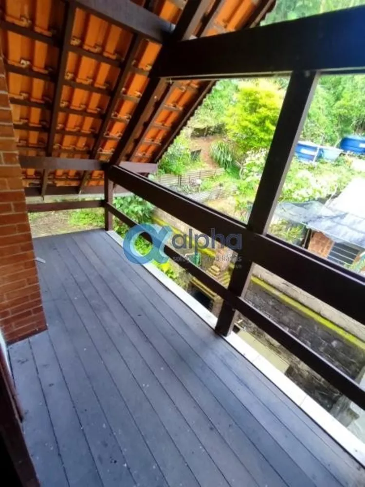 Casa, 5 quartos, 245 m² - Foto 1