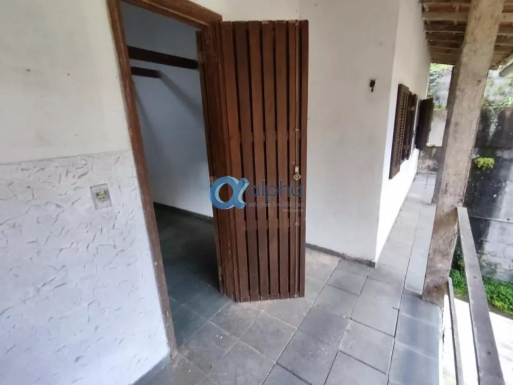 Casa, 5 quartos, 245 m² - Foto 3