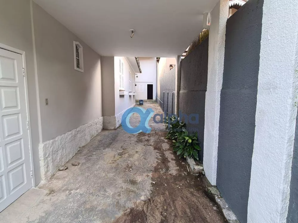 Casa, 5 quartos, 240 m² - Foto 13