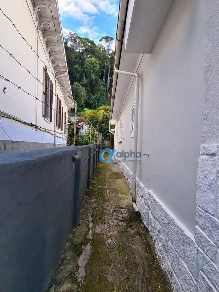 Casa, 5 quartos, 240 m² - Foto 16