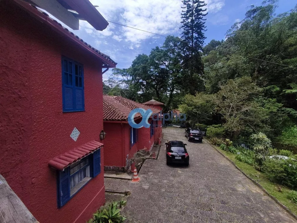 Casa, 6 quartos, 237 m² - Foto 8