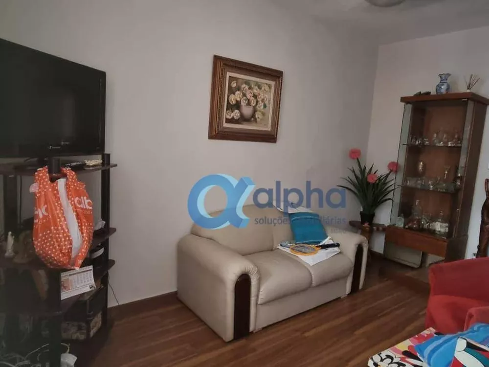 Casa, 4 quartos, 230 m² - Foto 1