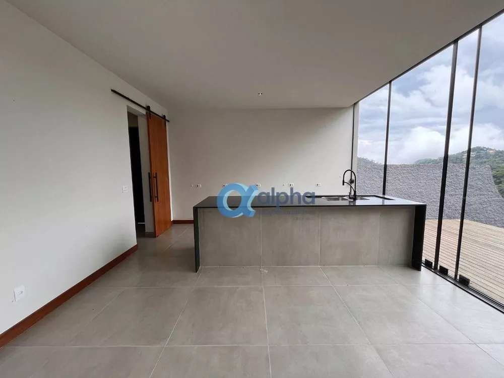 Casa, 3 quartos, 192 m² - Foto 1