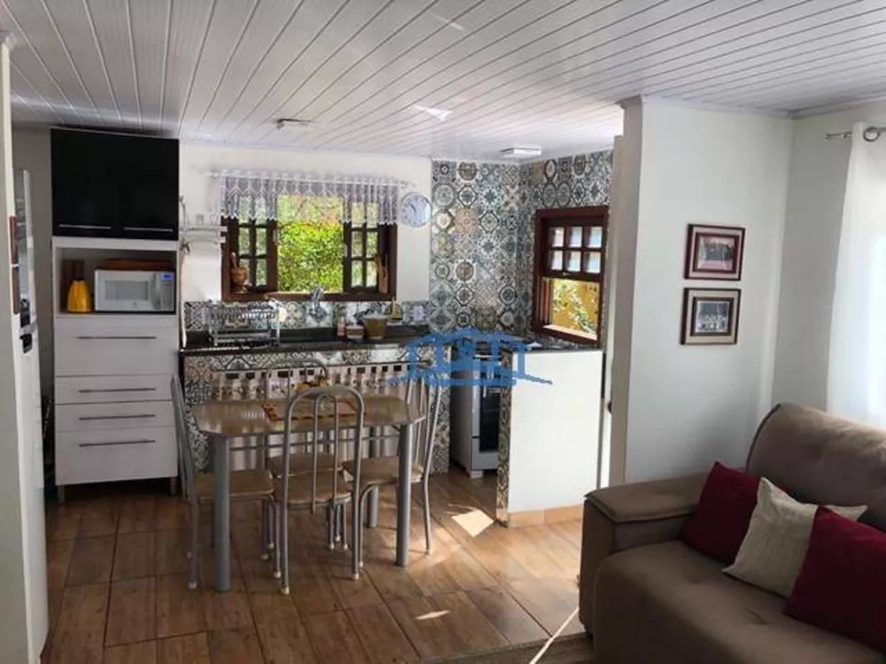 Casa, 4 quartos, 240 m² - Foto 14