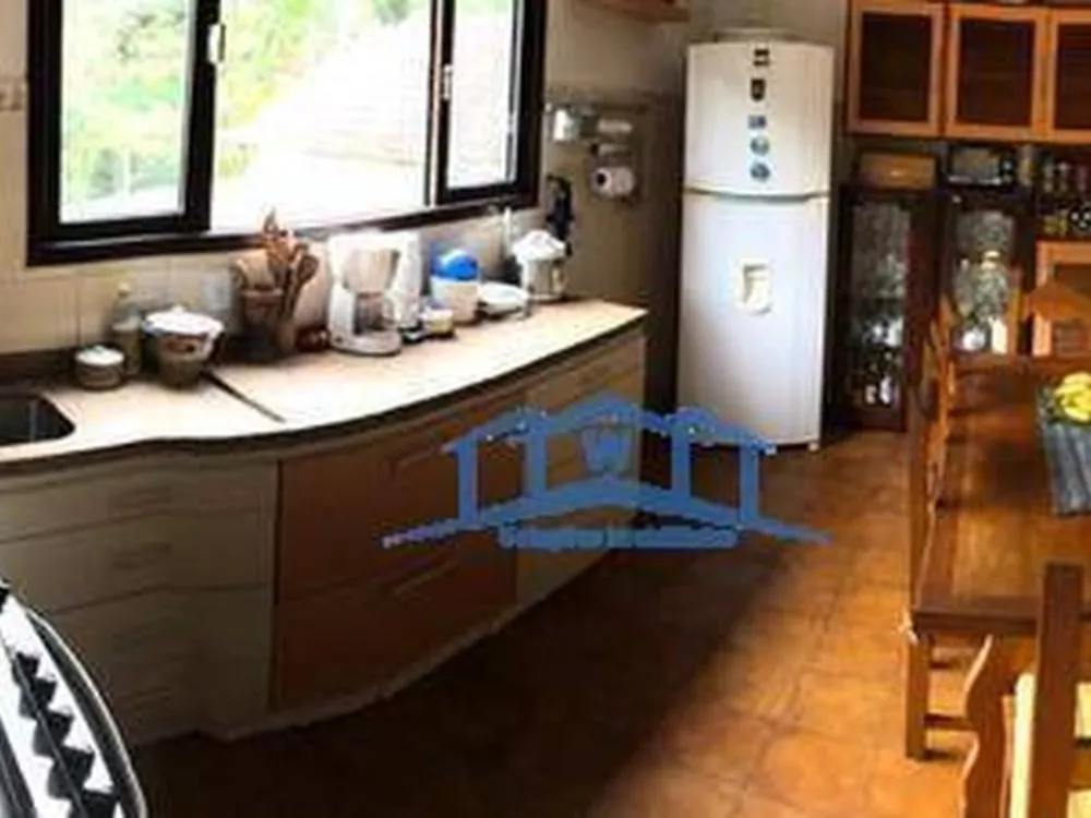 Casa, 4 quartos, 240 m² - Foto 15