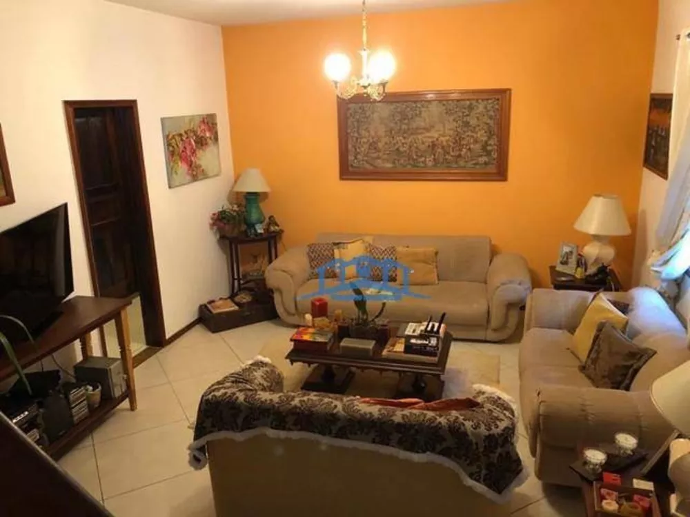 Casa, 4 quartos, 240 m² - Foto 13
