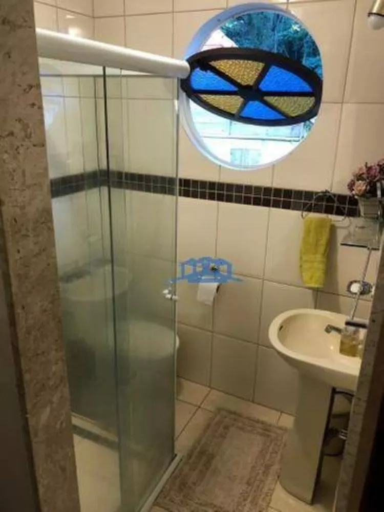 Casa, 4 quartos, 240 m² - Foto 12