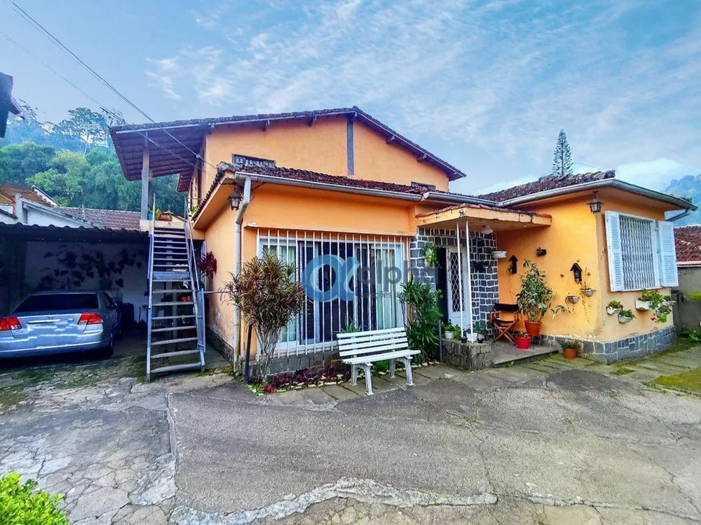 Casa, 4 quartos, 200 m² - Foto 1