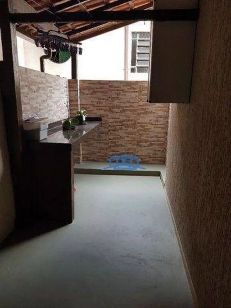 Casa, 4 quartos, 270 m² - Foto 11