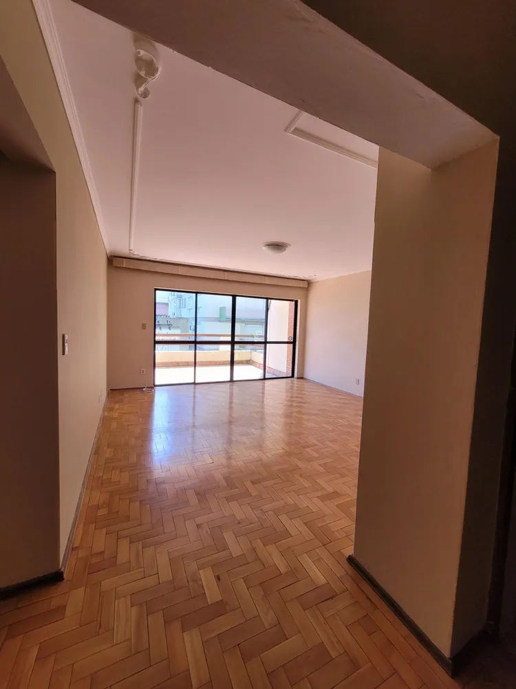 Apartamento, 3 quartos, 230 m² - Foto 4