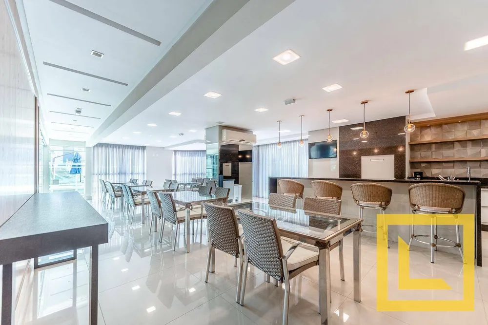 Apartamento, 3 quartos, 174 m² - Foto 1